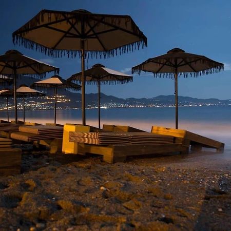 Stylish Seaside Home - Fully Equipped, Big Terrace Kalamata Exteriör bild